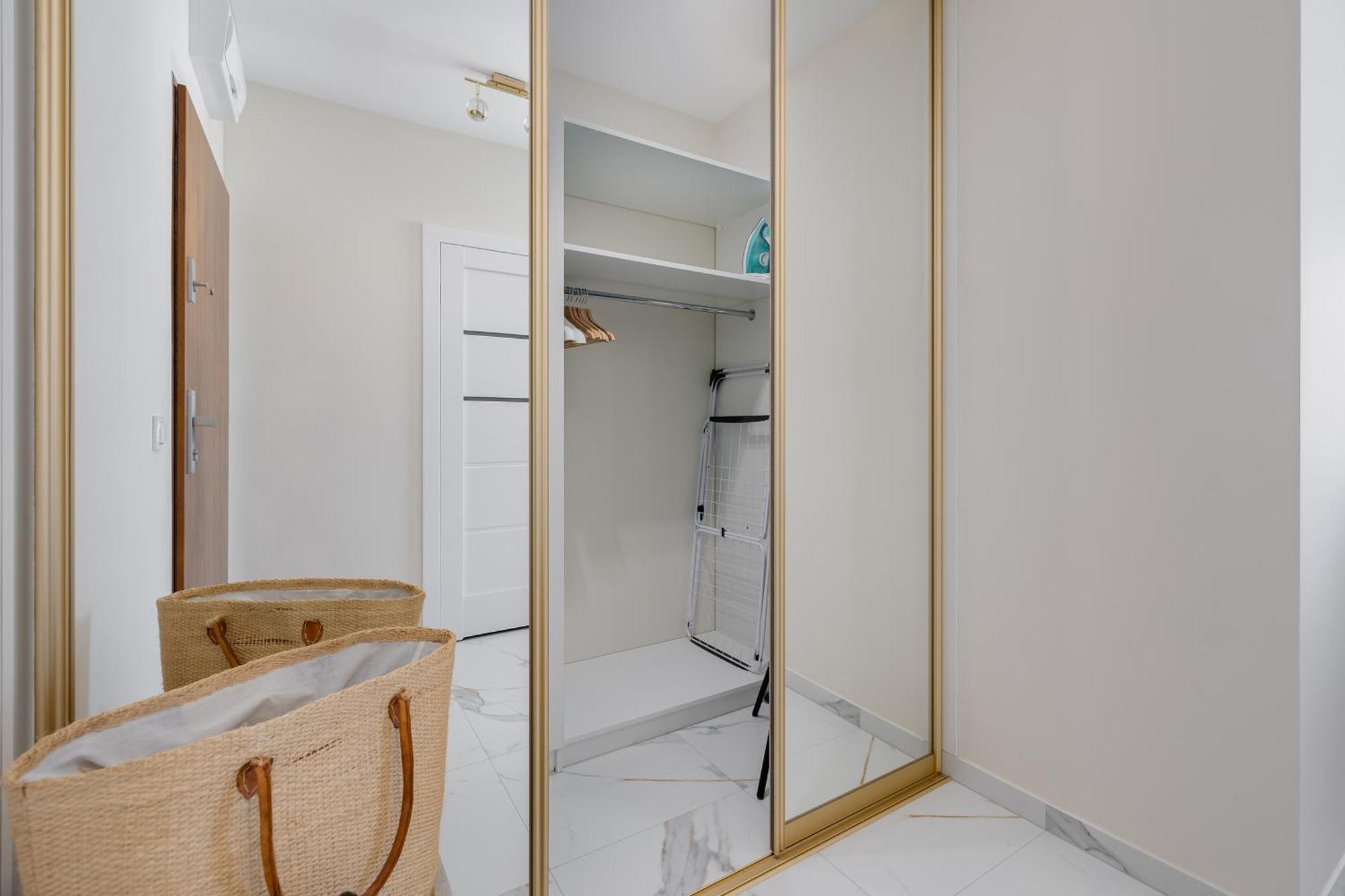 Ts Gold New Town Apartment & Free Private Parking شتشيتسين المظهر الخارجي الصورة