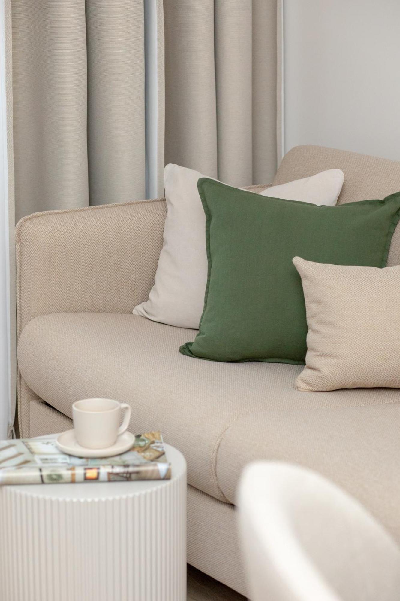 Ts Gold New Town Apartment & Free Private Parking شتشيتسين المظهر الخارجي الصورة